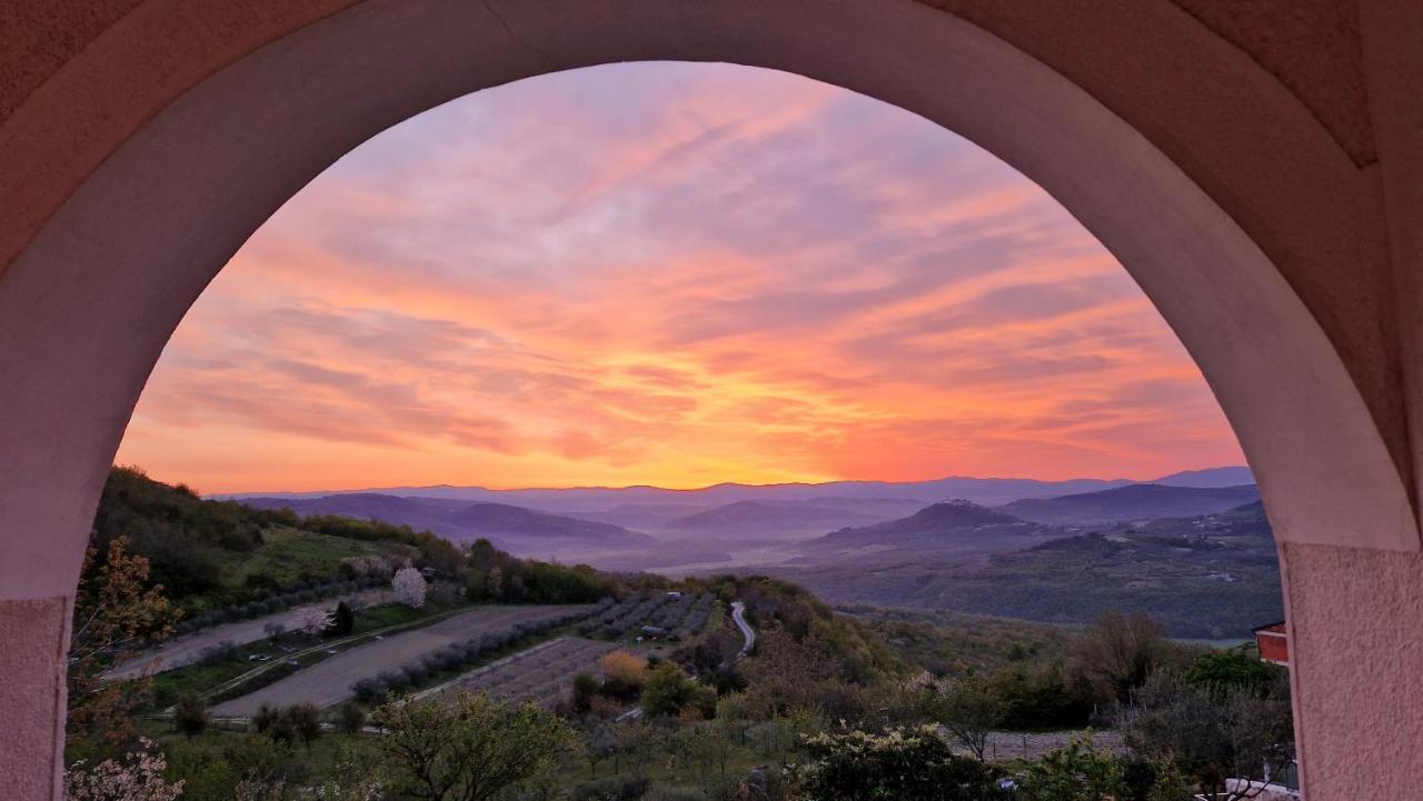 Apartment Cristina With Stunning View Vižinada Extérieur photo